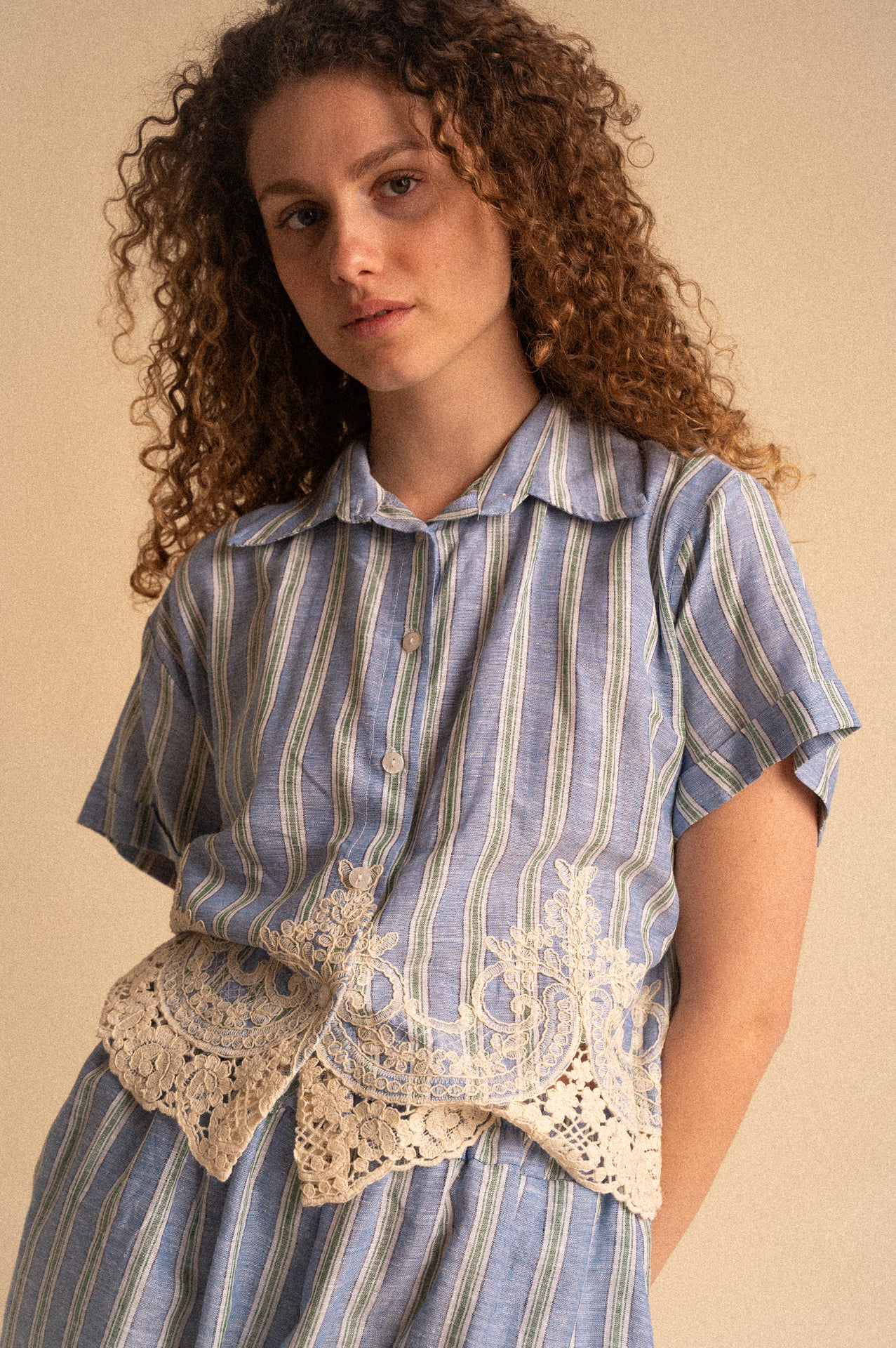 Camicia Donna a Righe con Ricamo in Viscosa e Lino – Camicia Leggera Elegante
