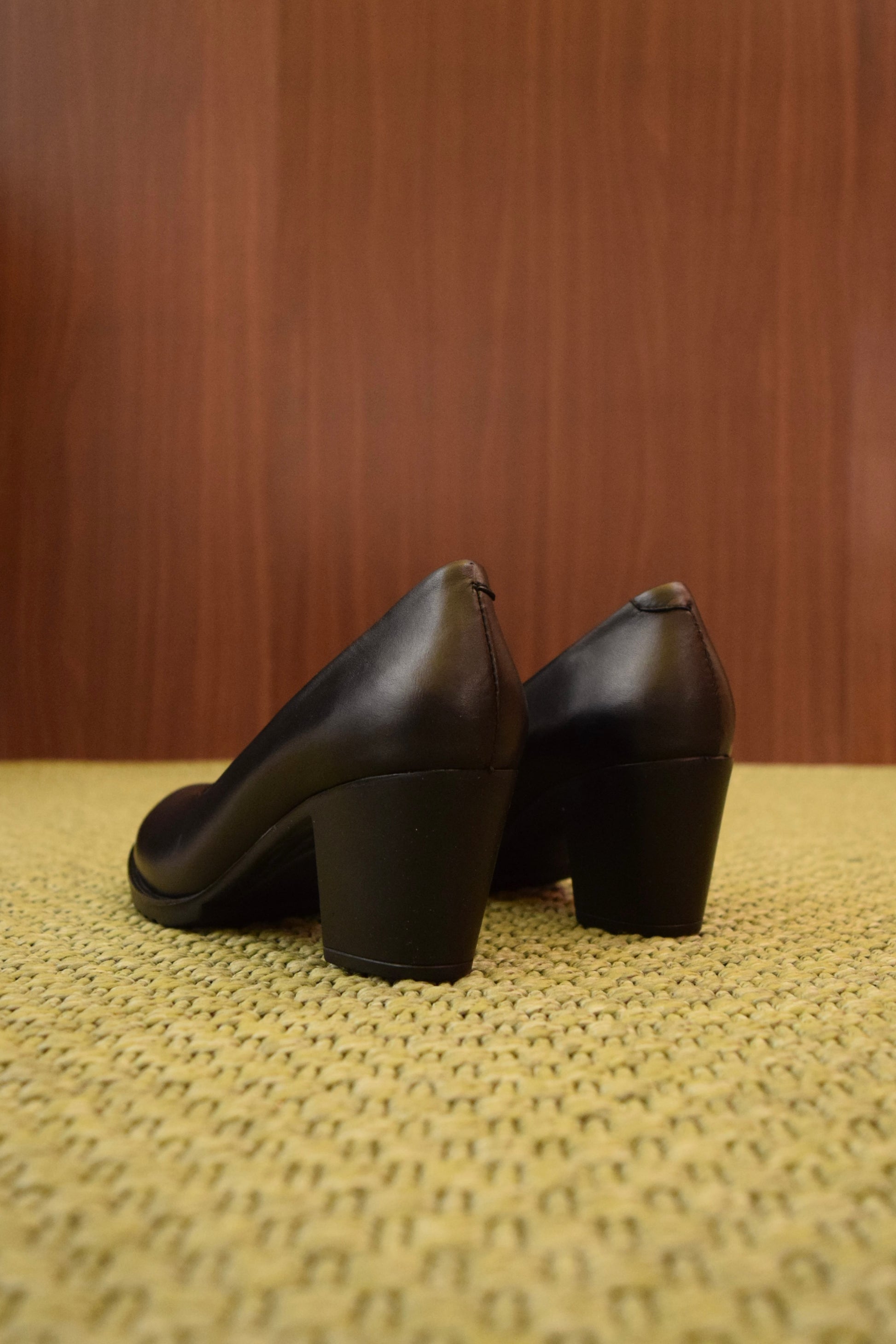Décolleté Nere Donna in Vera Pelle con Tacco Basso 6 cm | Scarpe Classiche da Ufficio
