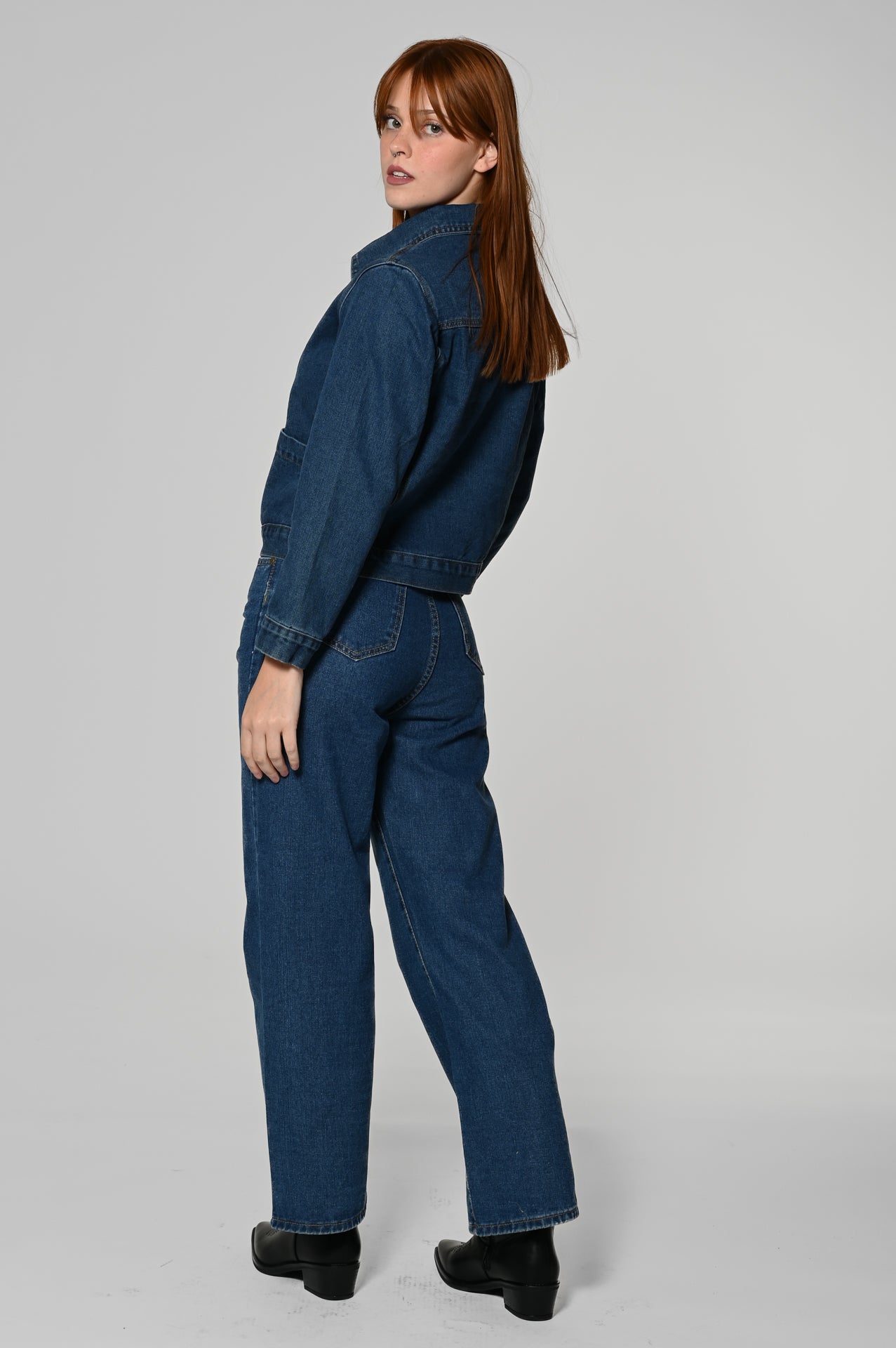 Jeans blu notte con ricamo