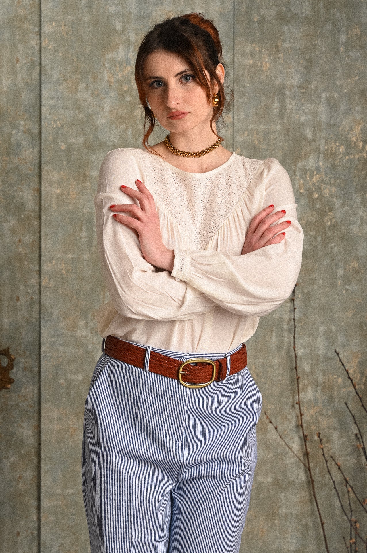 Blusa Iris in viscosa con ricamo sangallo a V – color avorio