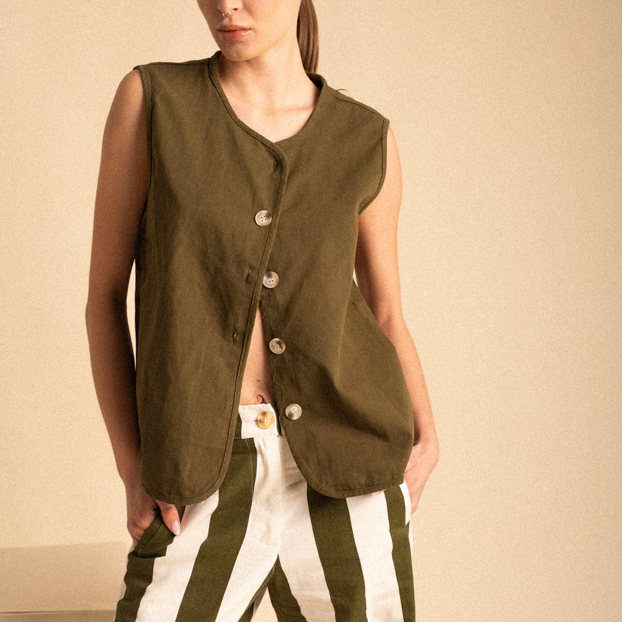 Gilet Utility Kaki in Cotone