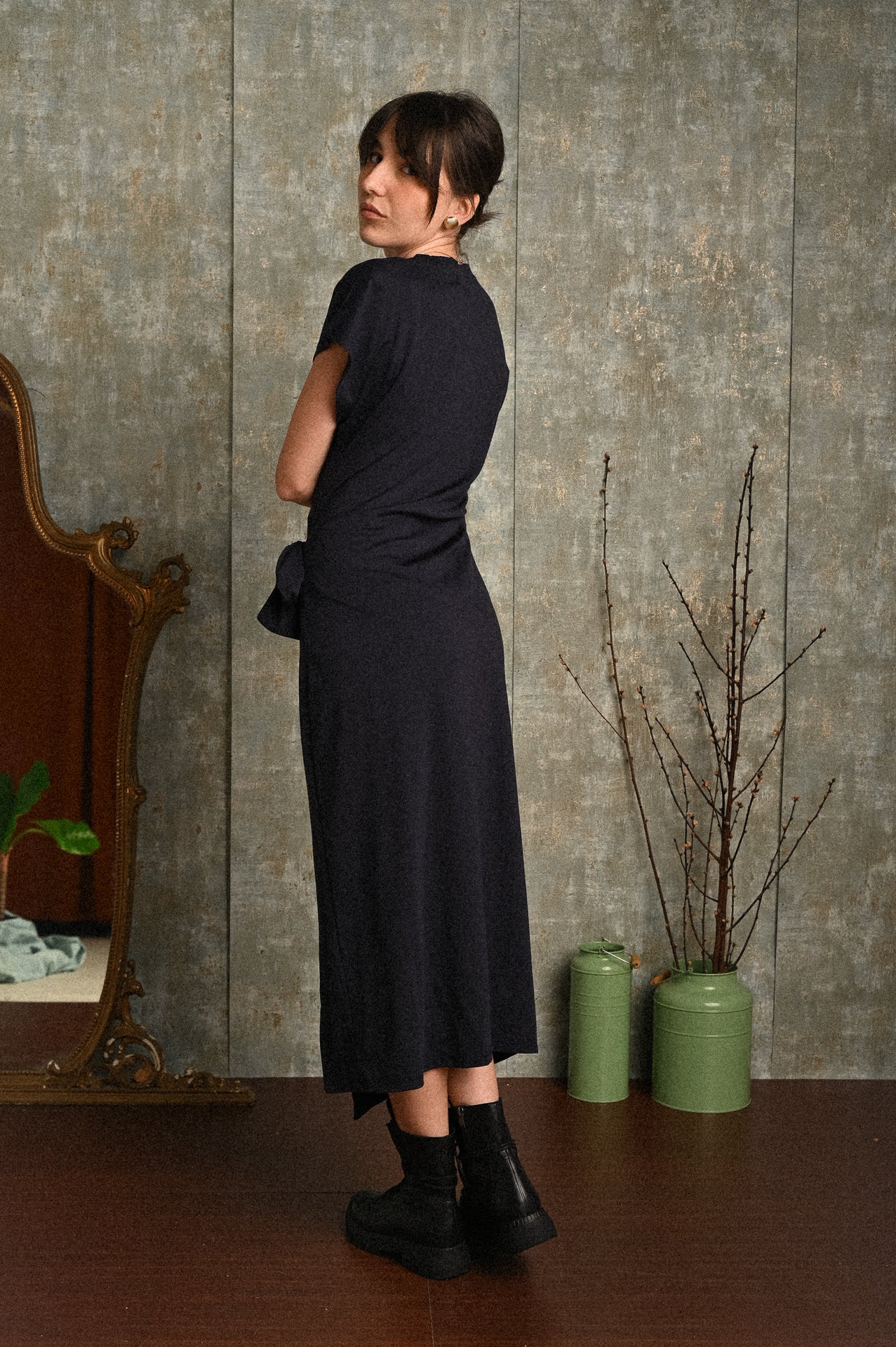 Abito lungo blu donna Linfa con nodo in vita e spacco laterale