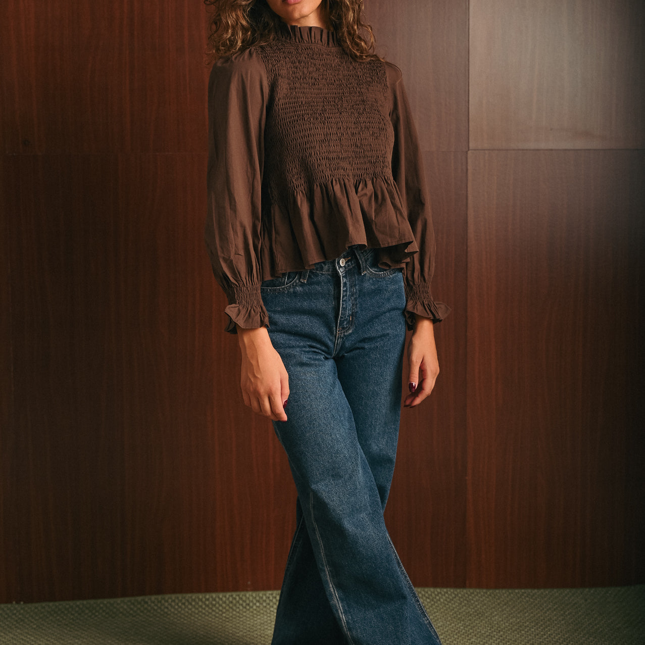 Blusa Donna marrone con Corpino Arricciato e Maniche Voluminose