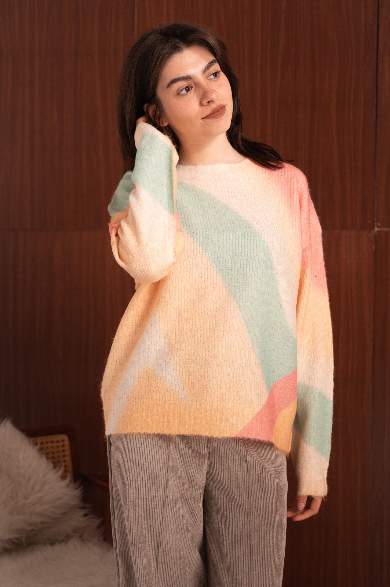 Maglione donna multicolor pastello dal design morbido e luminoso