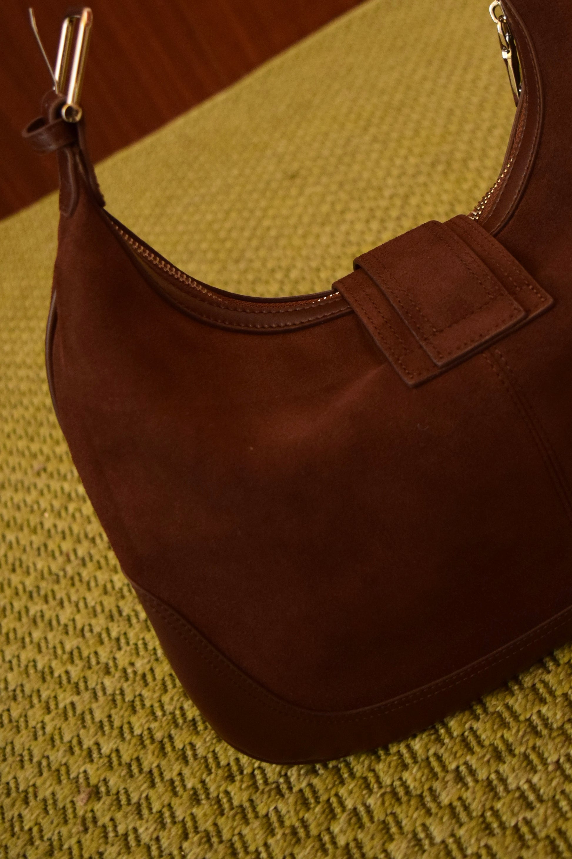 Borsa a Spalla in Camoscio Color Caffè | Modello Hobo