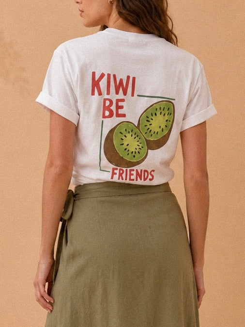 T-shirt bianca con stampa kiwi