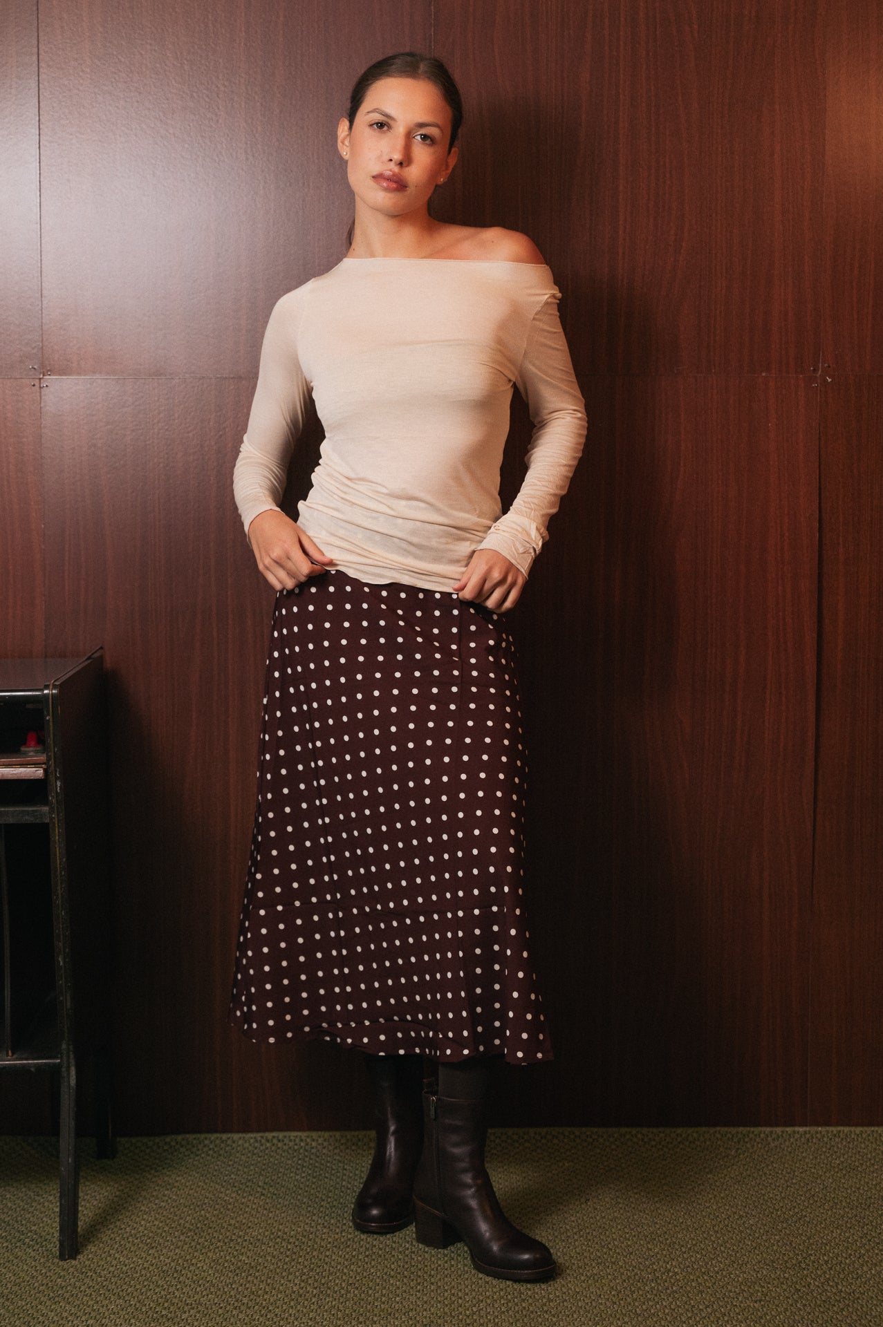 Gonna Midi a Pois Marrone Effetto Seta