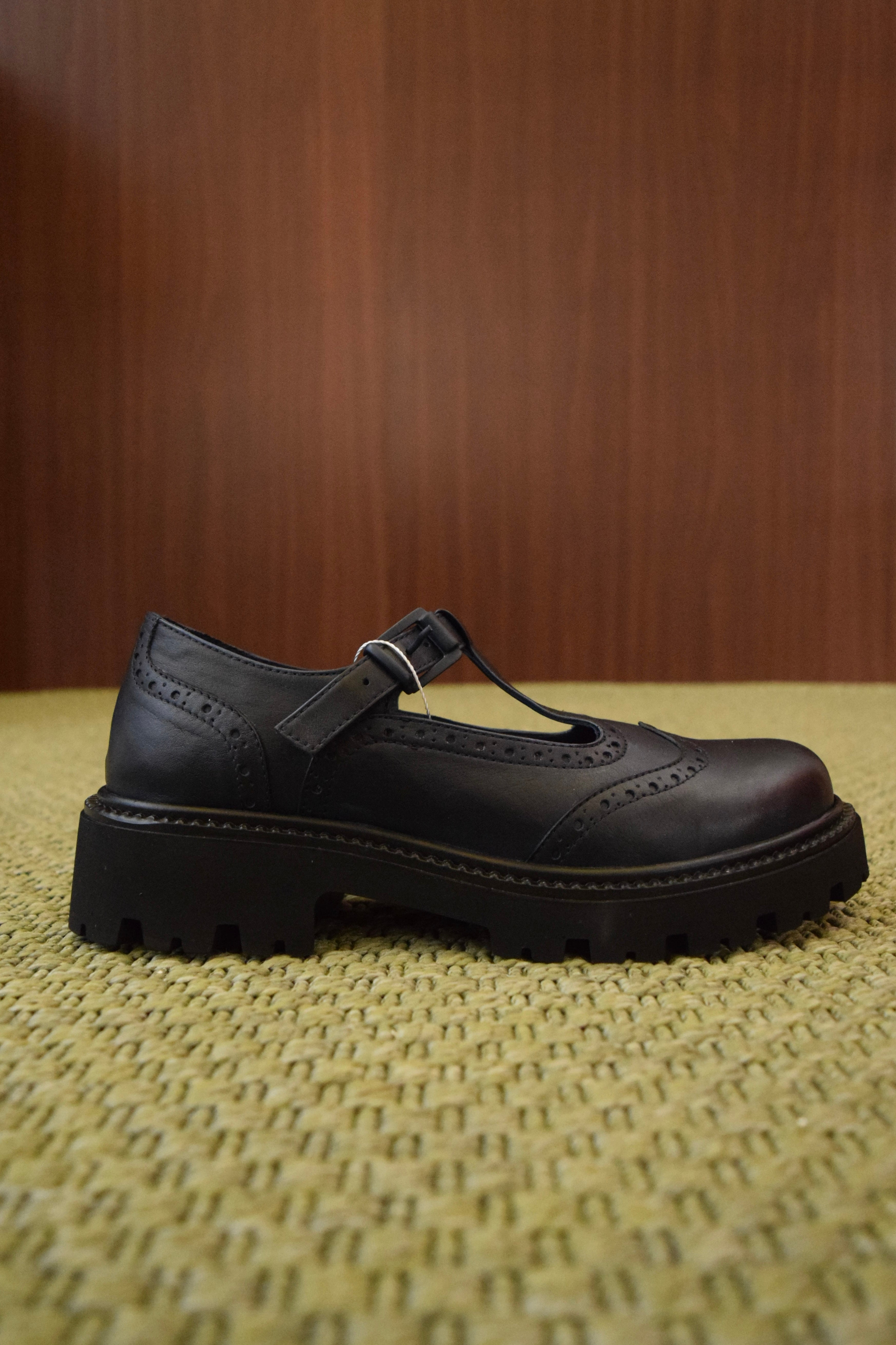 Scarpe Donna T-Bar in Pelle blu notte Brogue con Suola Carrarmato Chunky