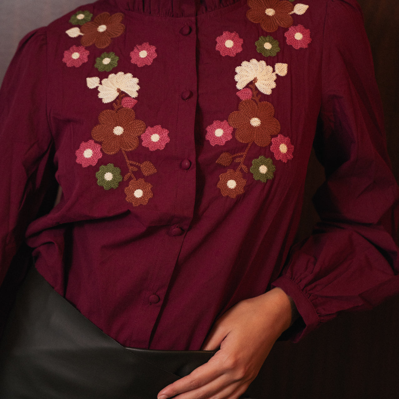 Camicia borgogna a fiori Ricamati in Cotone