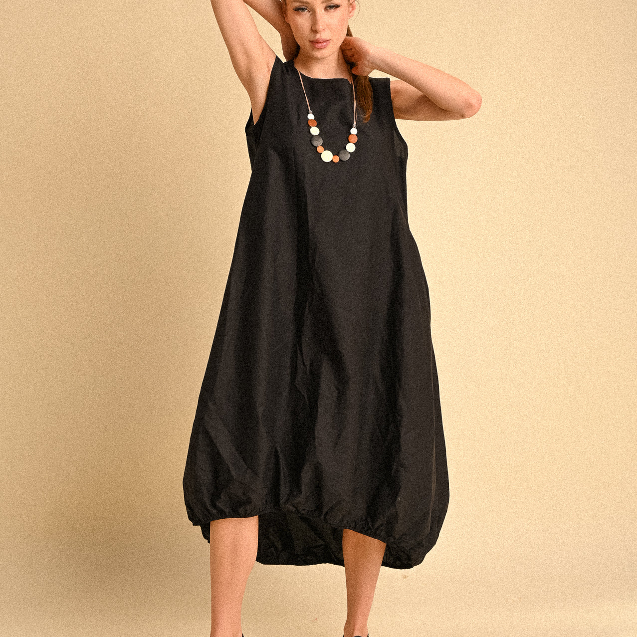 Abito Balloon Nero Donna in Cotone 100% – Vestibilità Ampia