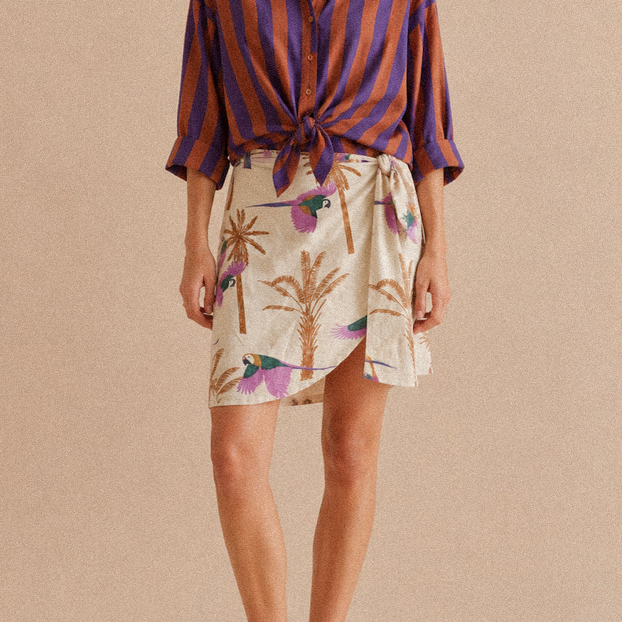 Box Outfit Tropical Chic – Camicia Coreana & Gonna Portafoglio