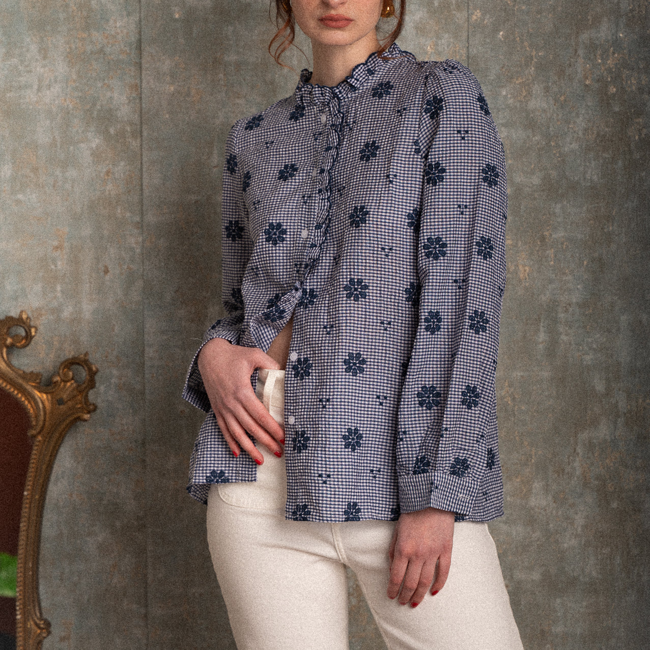 Camicia Margherita in cotone con fantasia floreale e colletto rouge