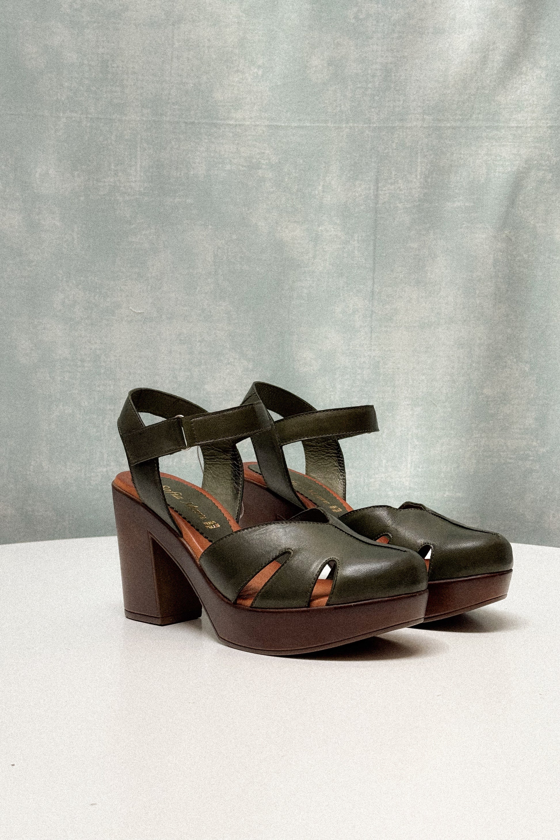 Sandalo Miriam Kaki in pelle