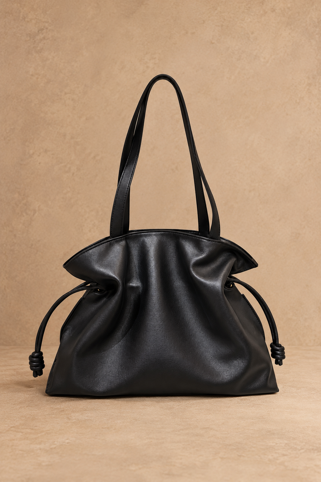 Borsa Tote Donna in Vera Pelle Nera con Coulisse Laterali e Tracolla