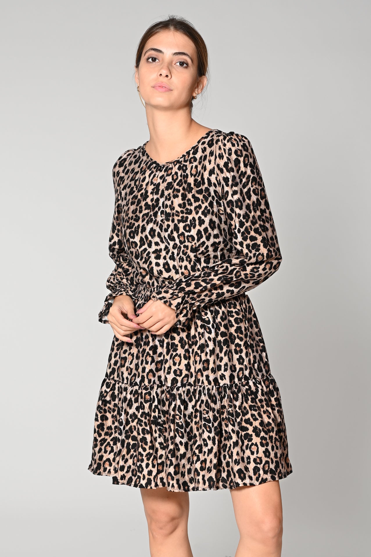 Short spotted dress