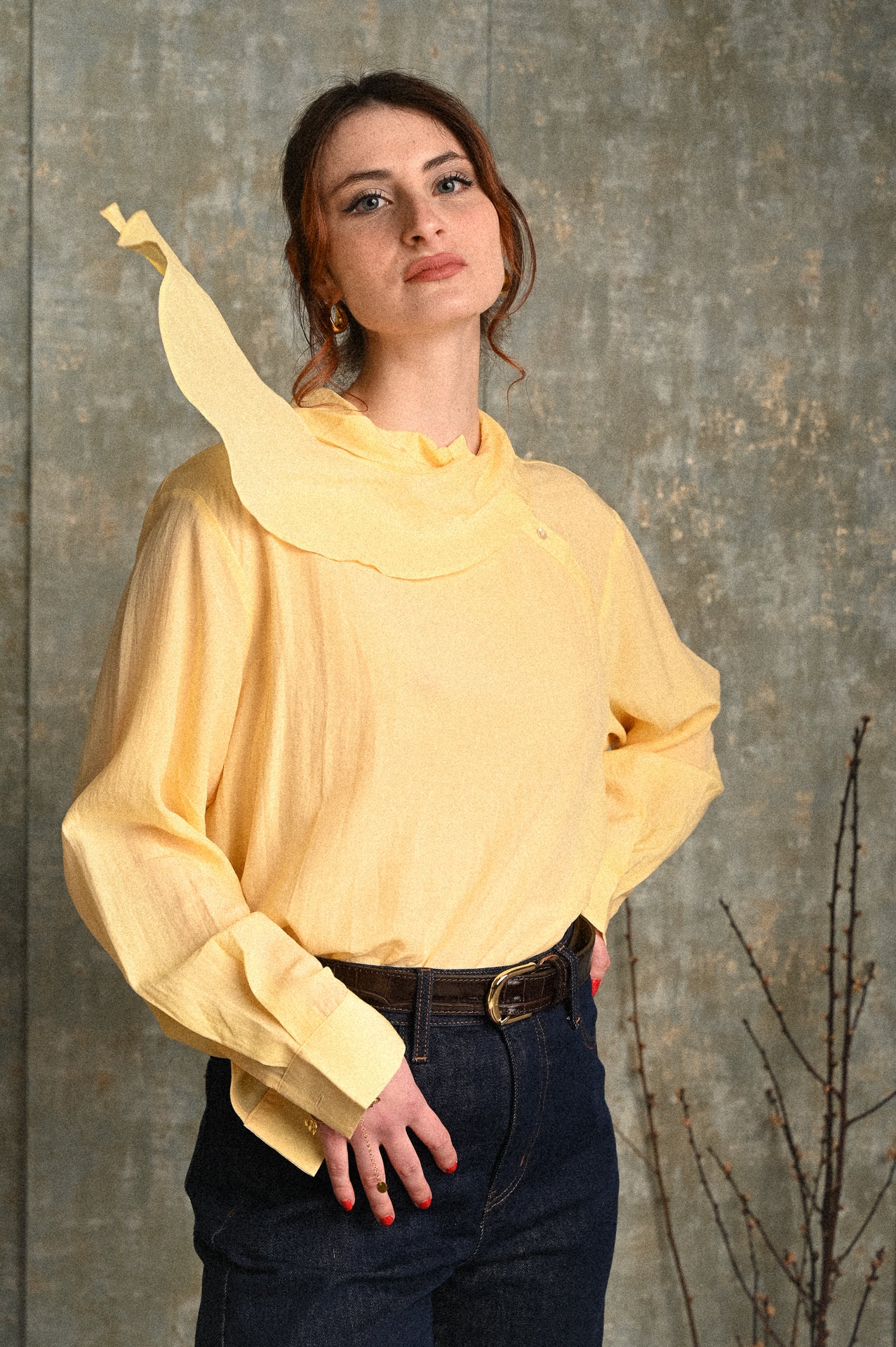 Blusa Euforia color burro con laccio coulisse