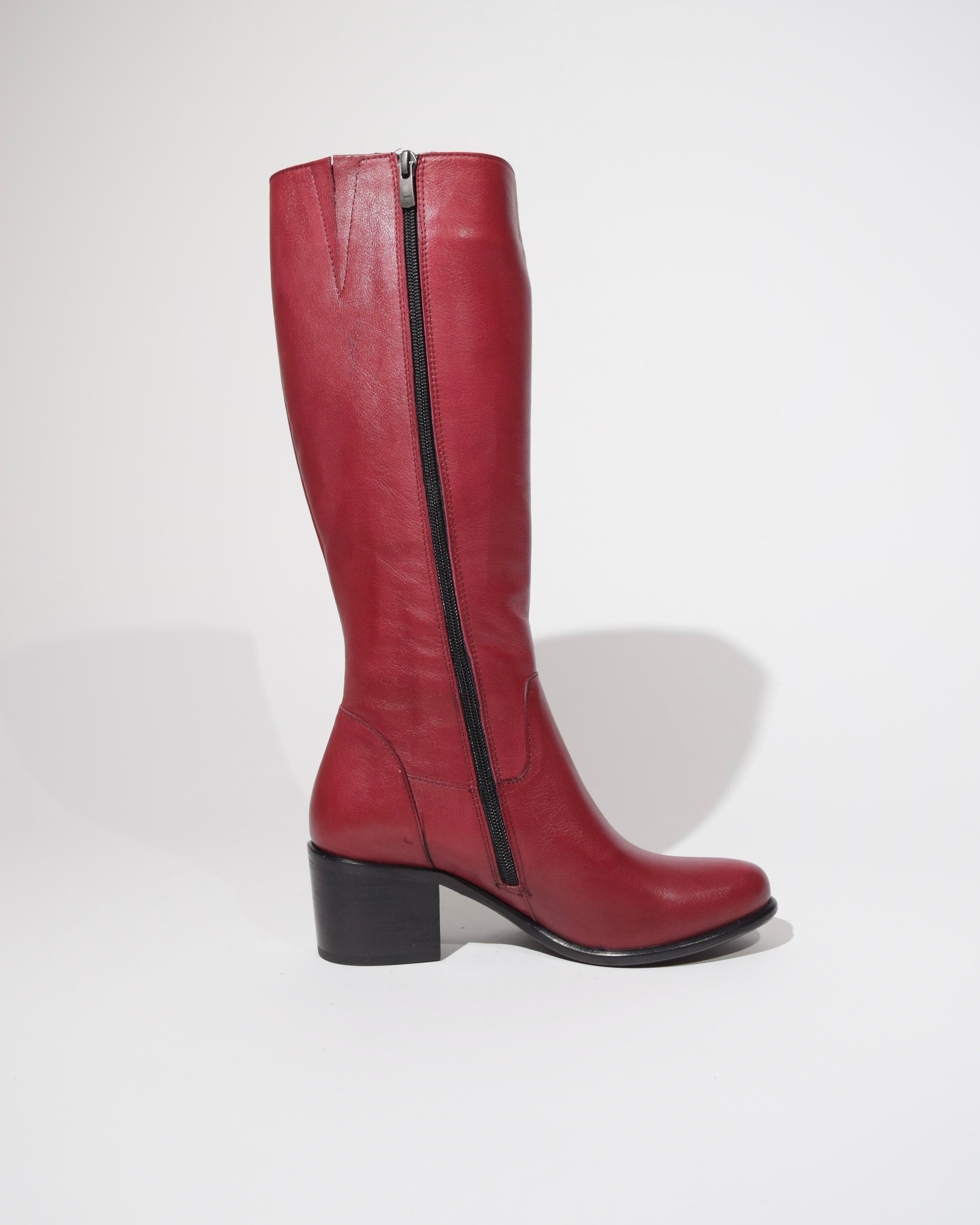 Stivale alto in vera pelle bordeaux