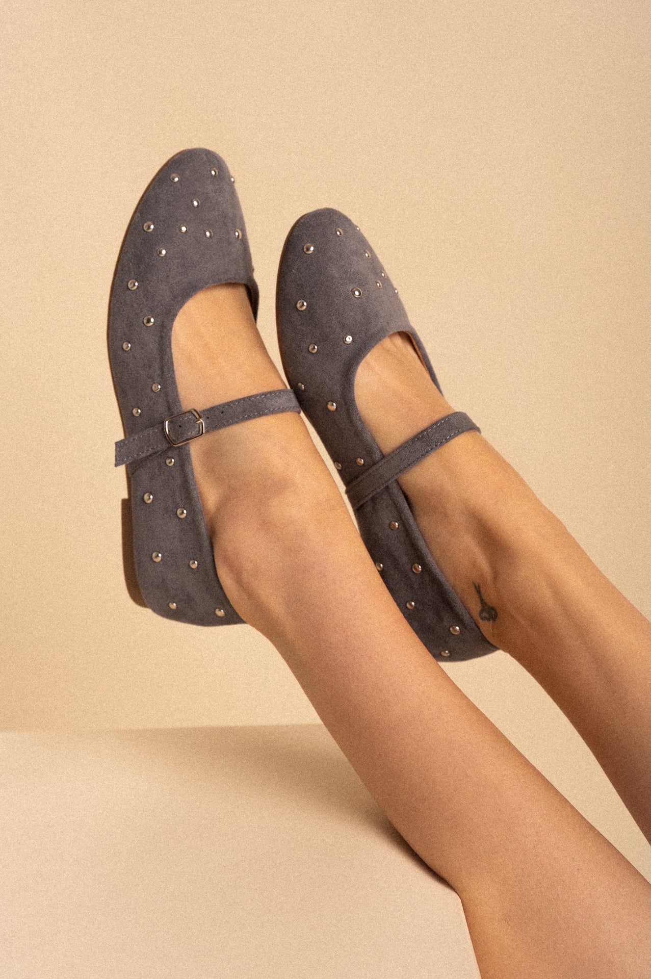 Mary Jane in suede azzurre con Studs