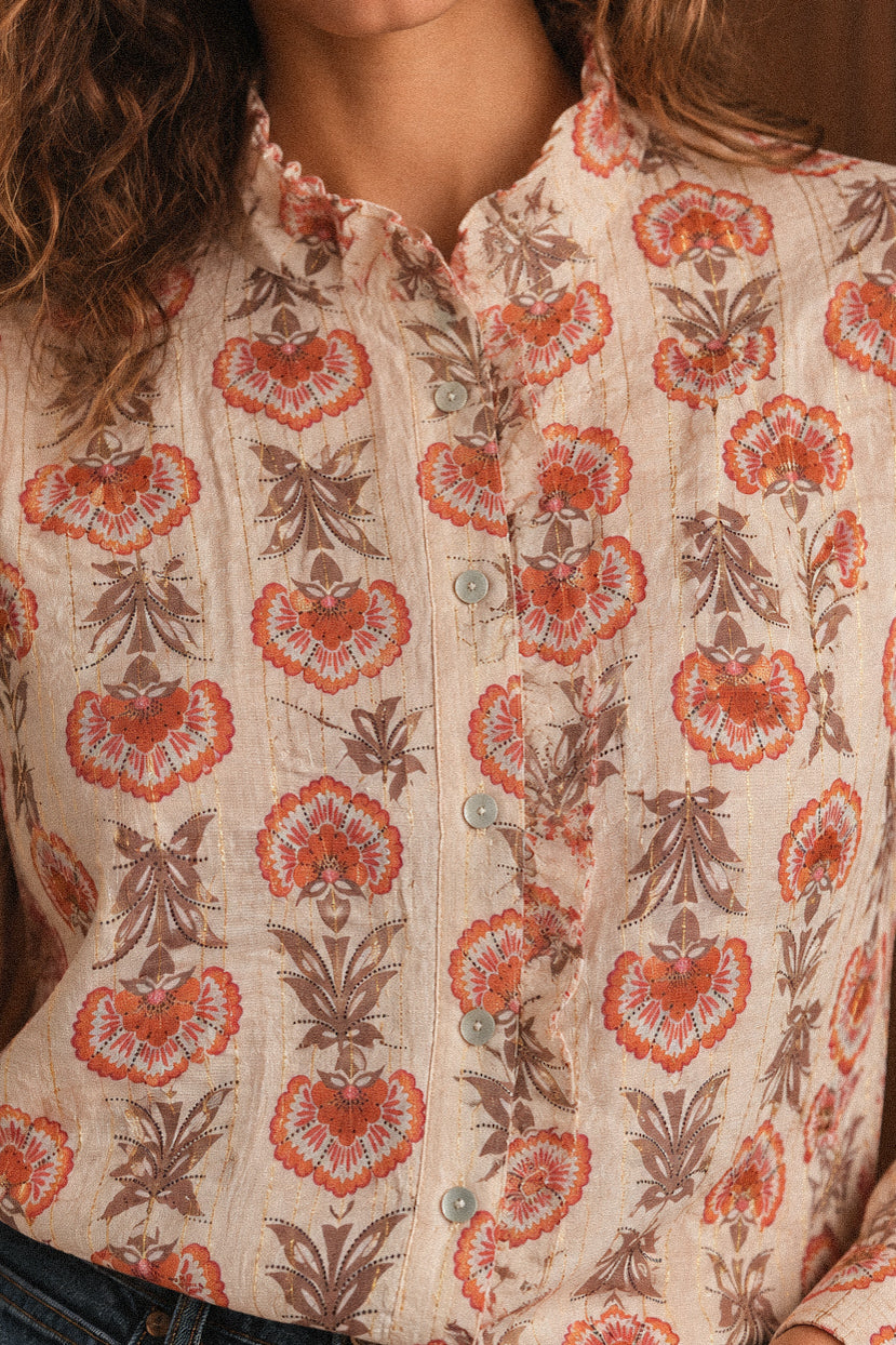 Camicia donna fantasia floreale color panna con volant e fili in lurex
