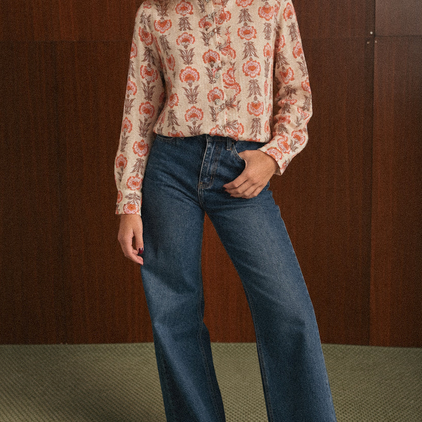 Camicia donna fantasia floreale color panna con volant e fili in lurex