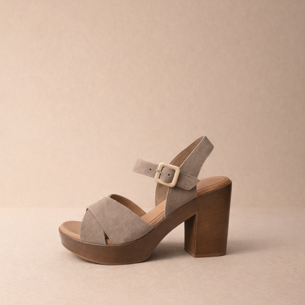 Sandalo in Pelle Taupe con Tacco Largo e Plateau