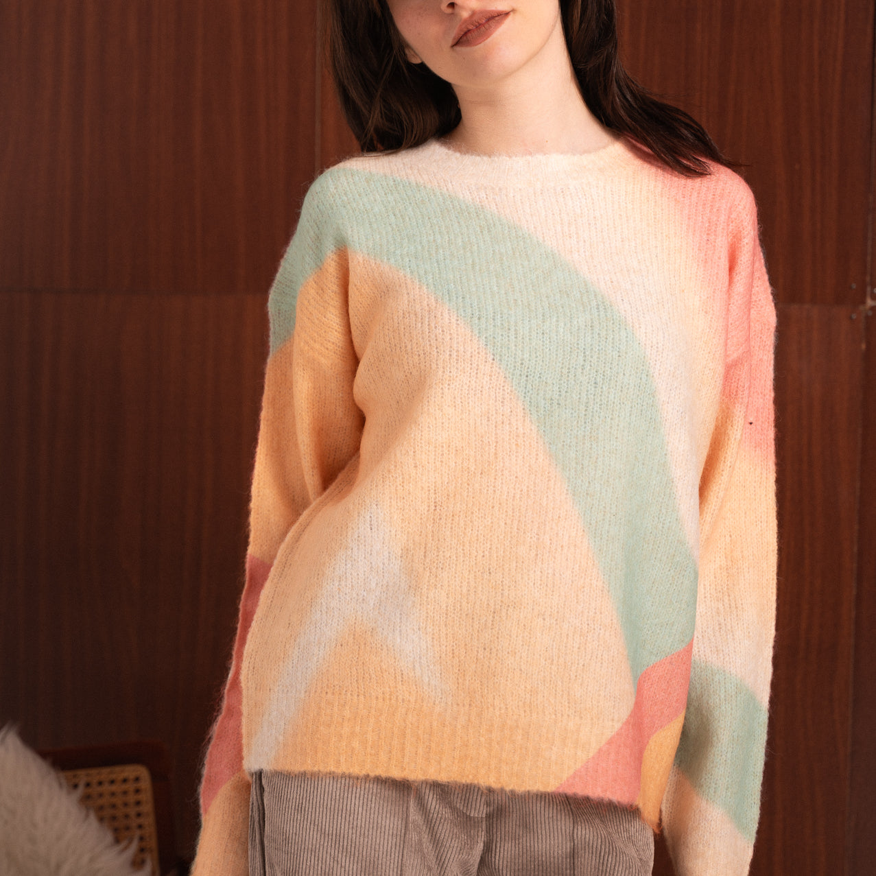 Maglione donna multicolor pastello dal design morbido e luminoso