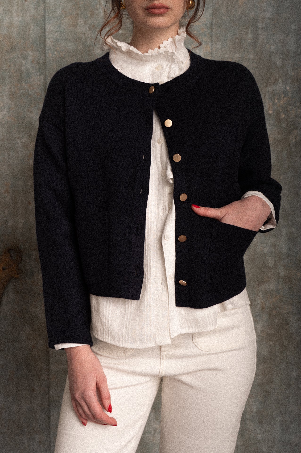 Cardigan Peonia Blu Notte con Tasche – Vestibilità Boxy Morbida