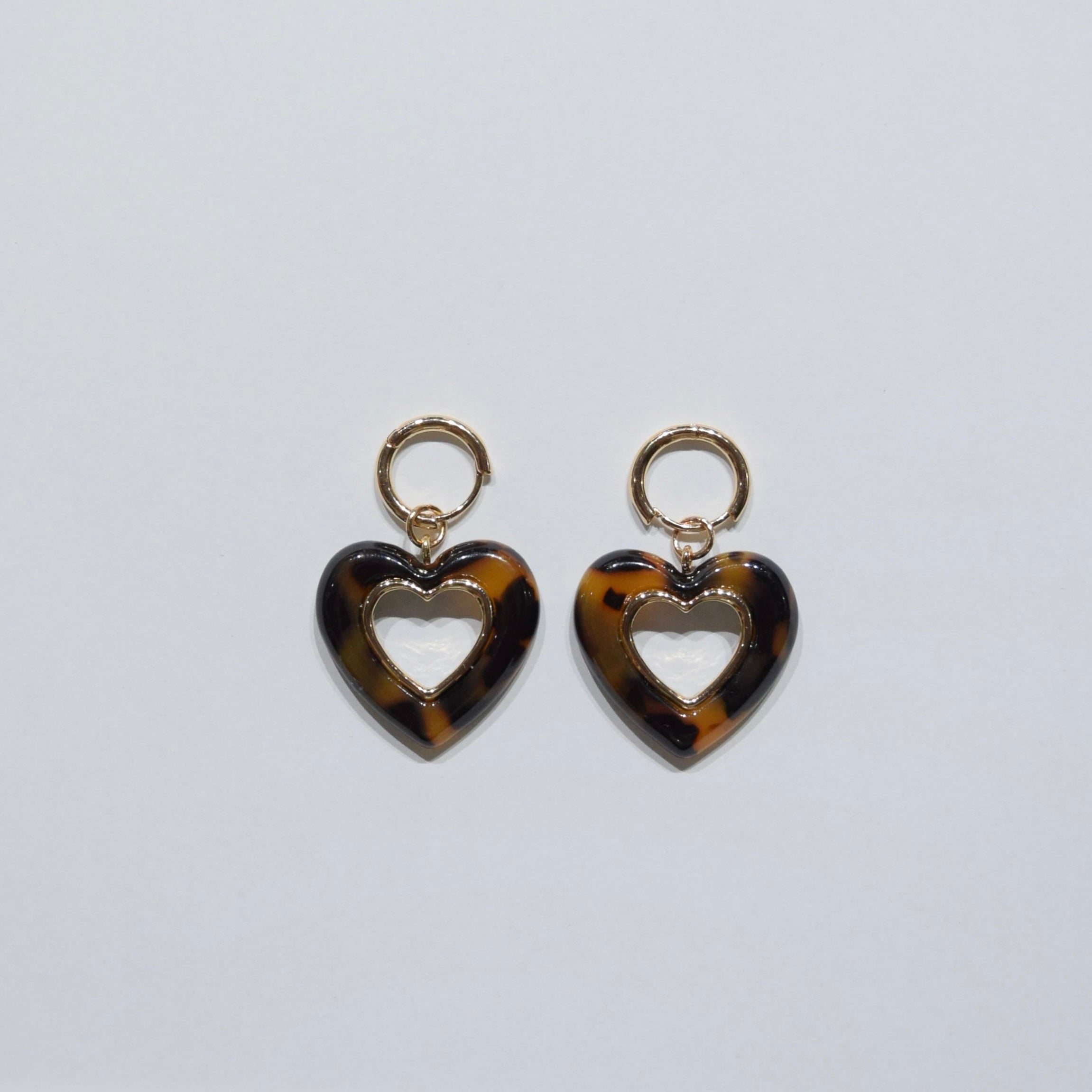 Spotted heart earrings