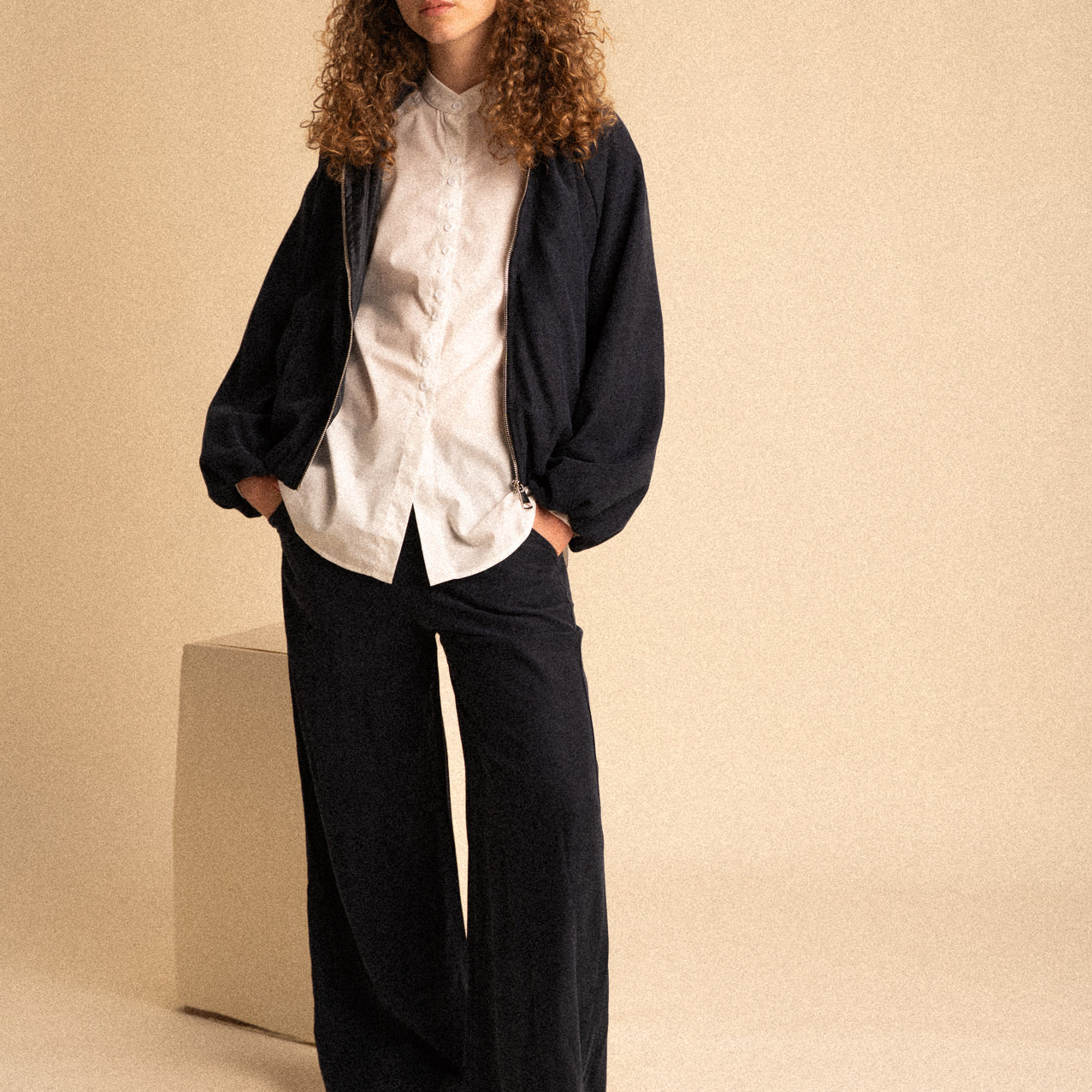 Pantalone palazzo donna blu notte con elastico in vita e tasche – vestibilità fluida