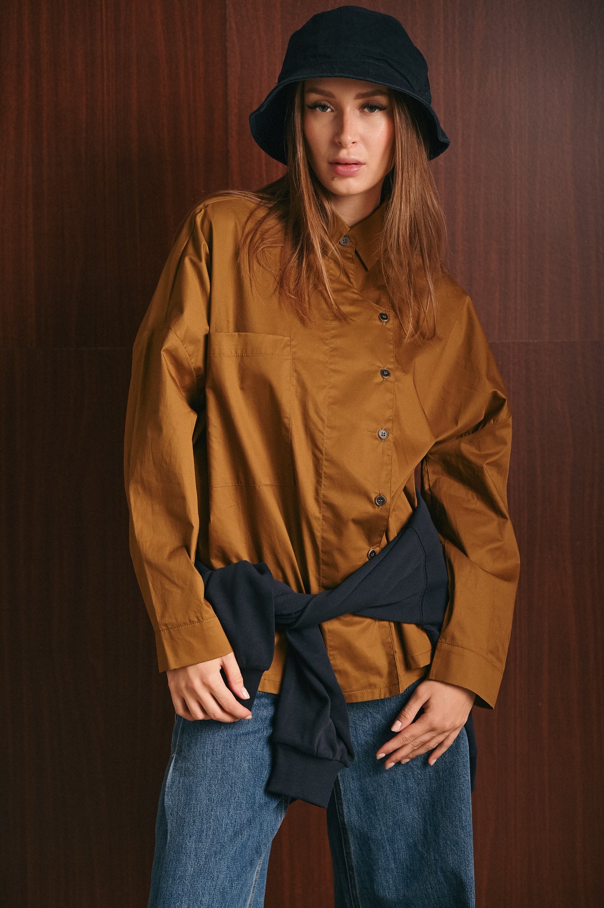 Camicia oversize in cotone color senape