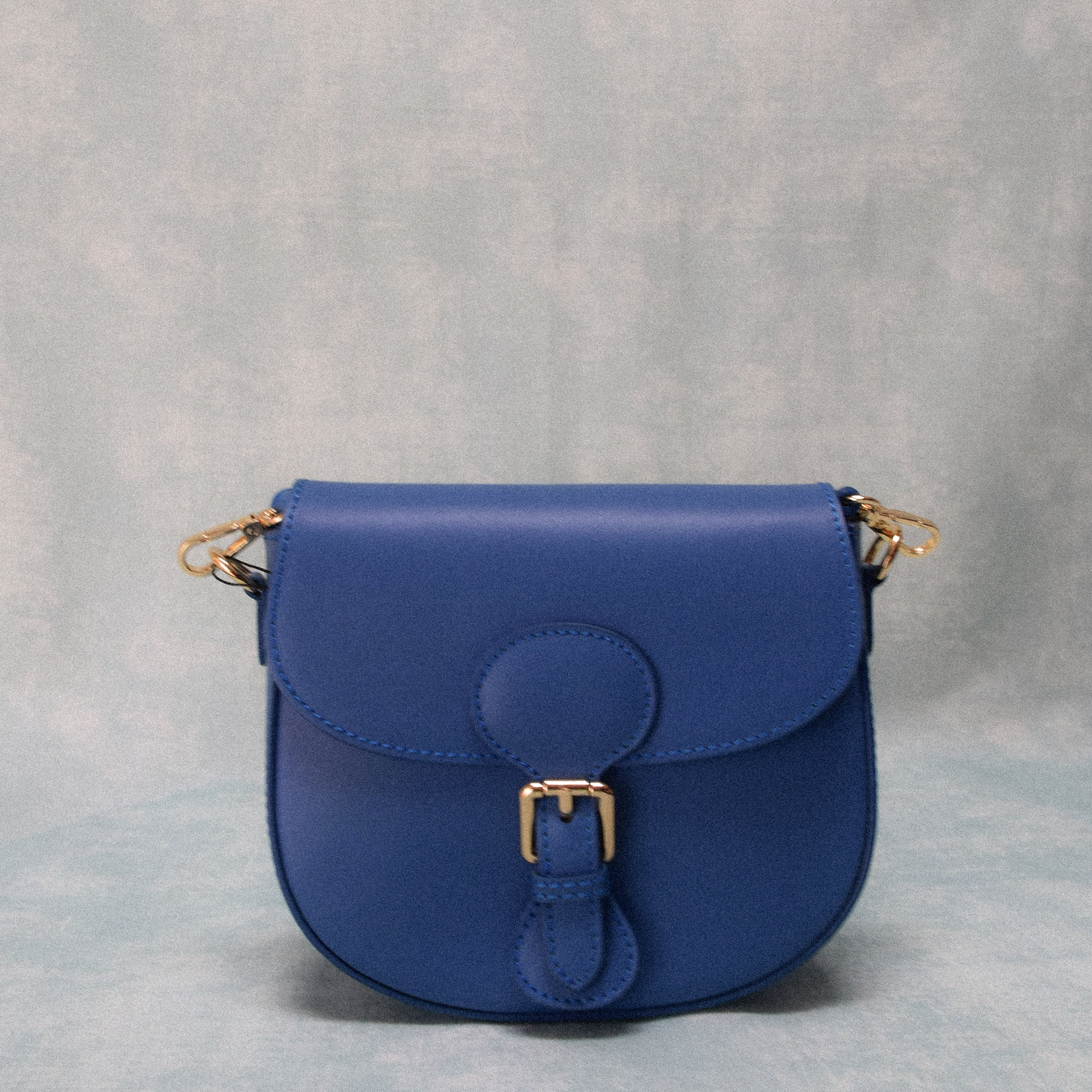 Sofia - pochette in pelle color blu oltre mare