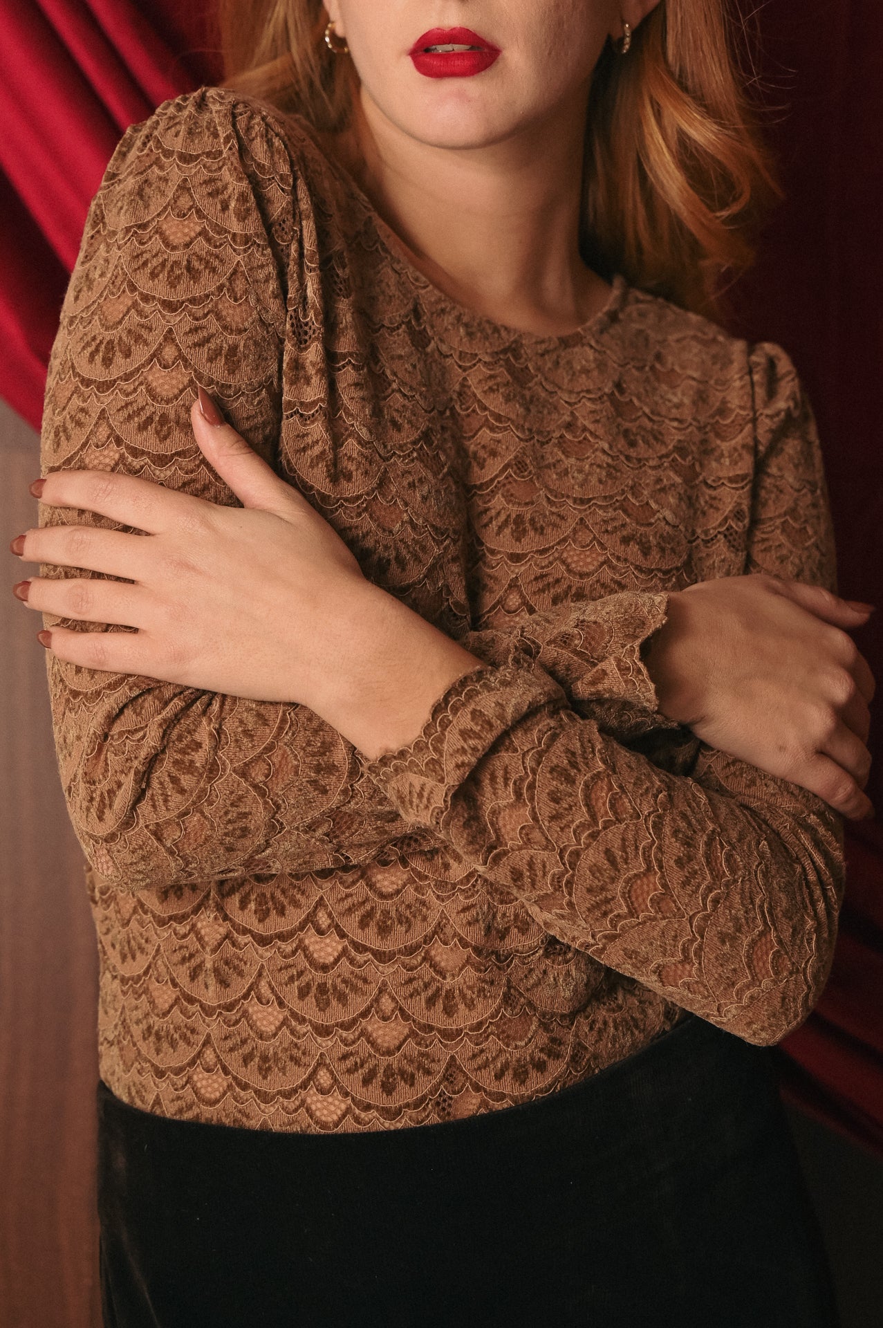 Blusa Donna Effetto Ciniglia Ricamata | Maglia Elegante Tono su Tono | Texture Morbida