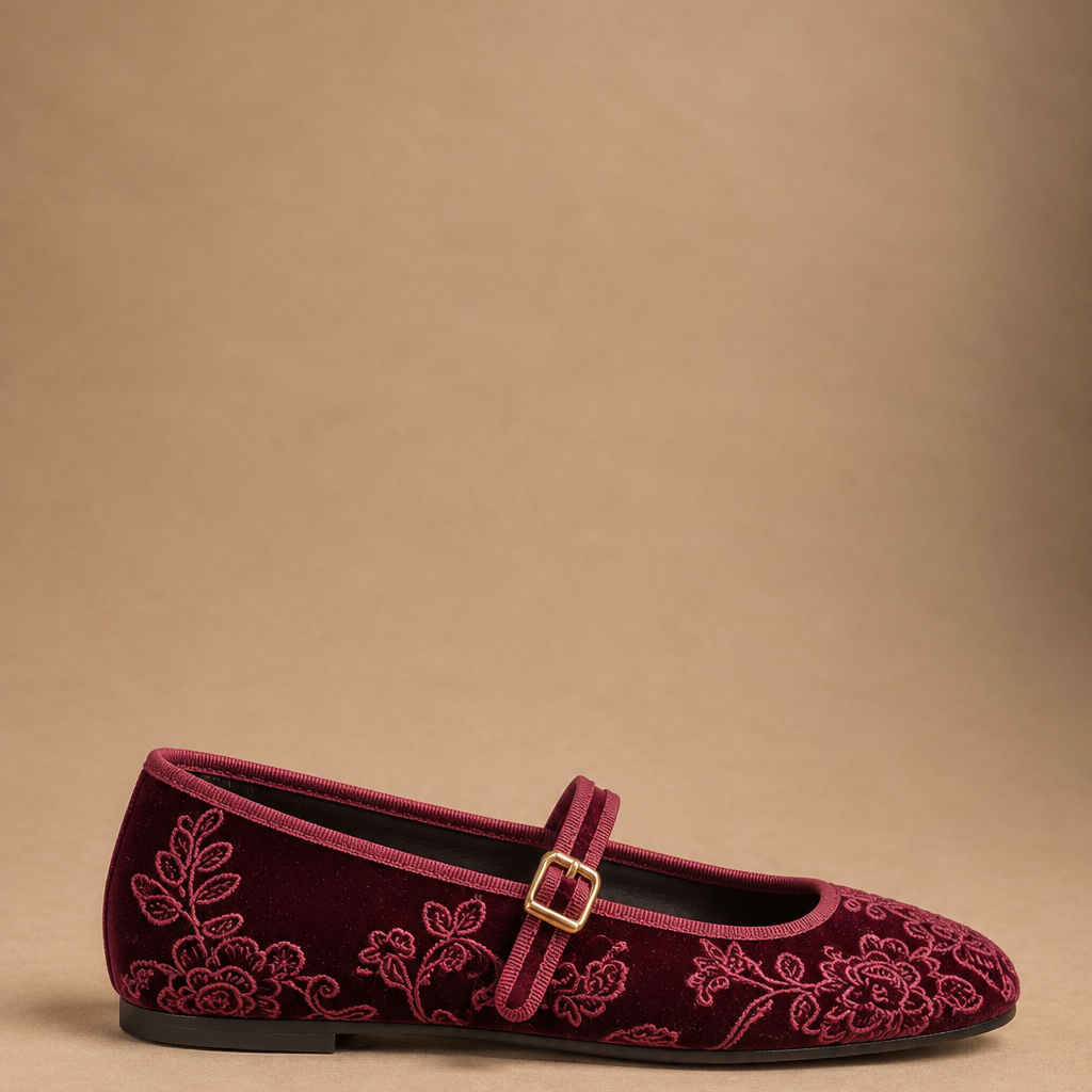 Ballerina Mary Jane Donna in Velluto Bordeaux Ricamato con Cinturino e Fibbia