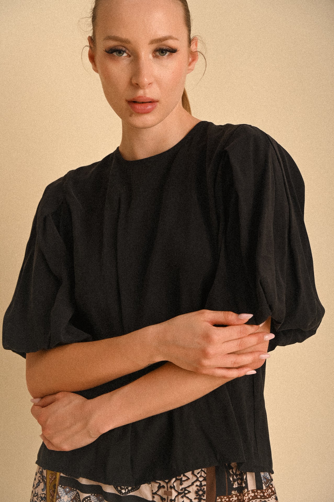 Blusa Sahara manica Balloon nero