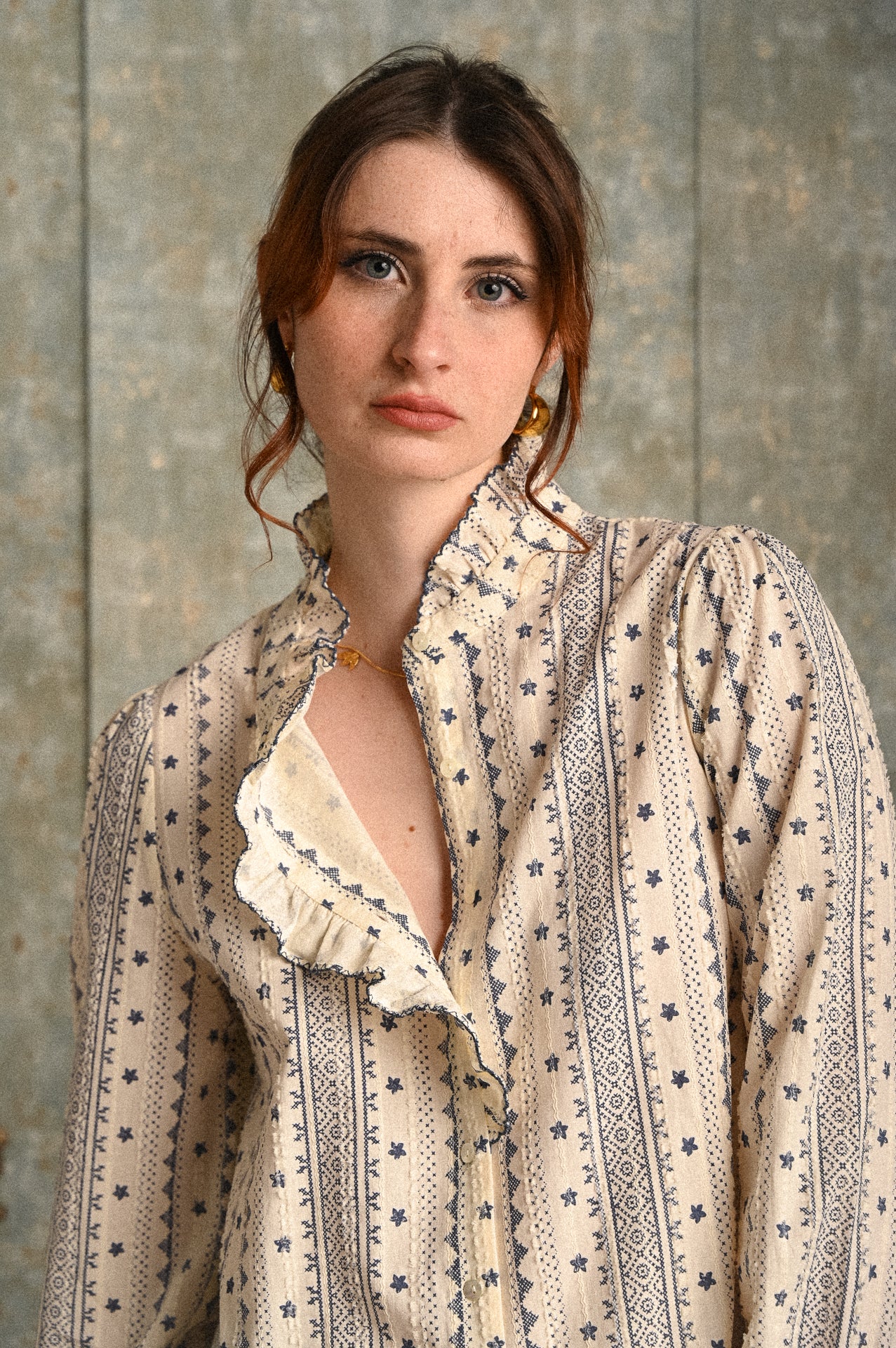 Camicia Lilla in cotone 100% con lavorazione jacquard e fantasia micro floreale