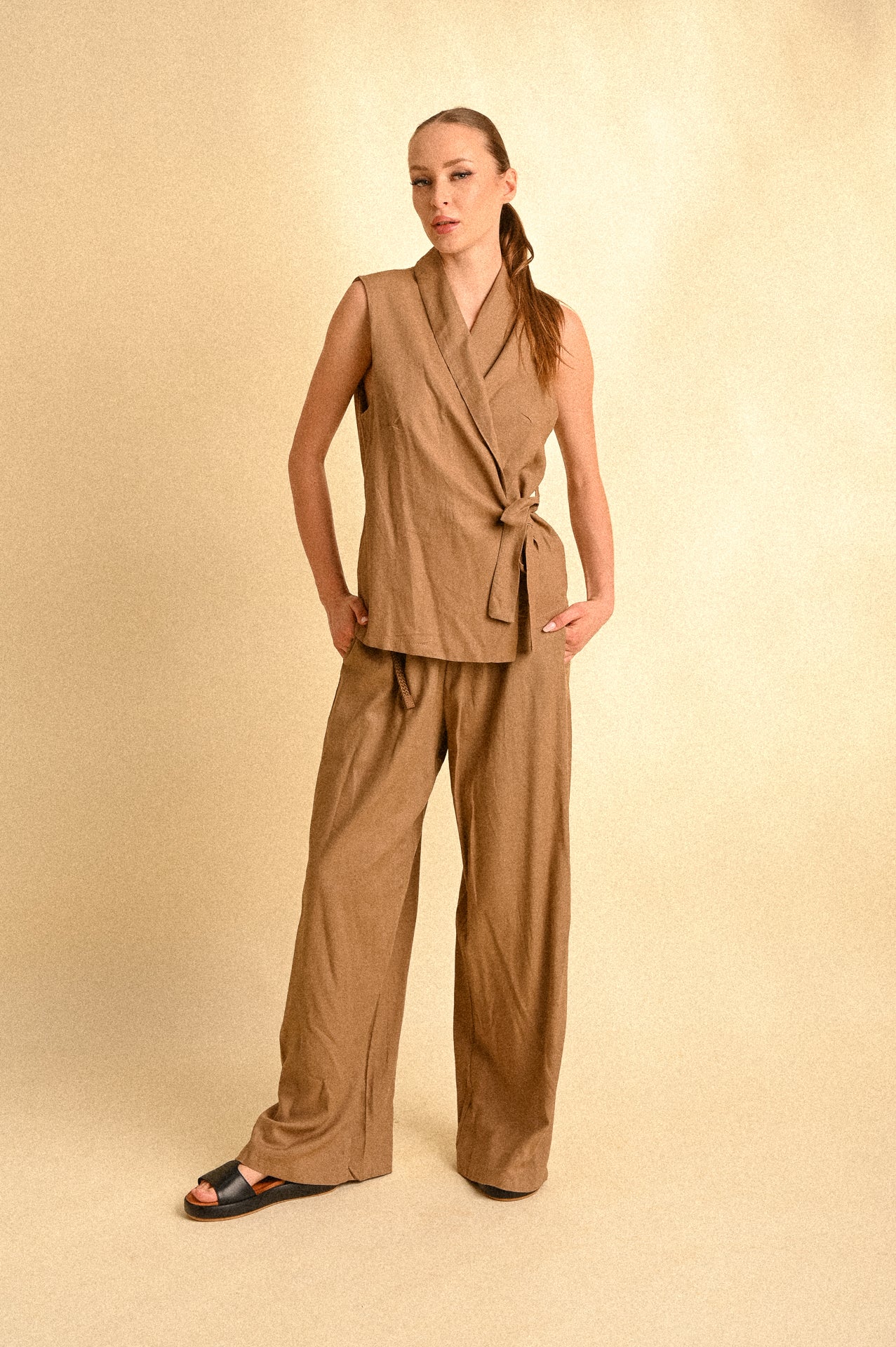 Set Marrakech Sahara in Lino e Viscosa – Gilet Portafoglio e Pantalone Palazzo