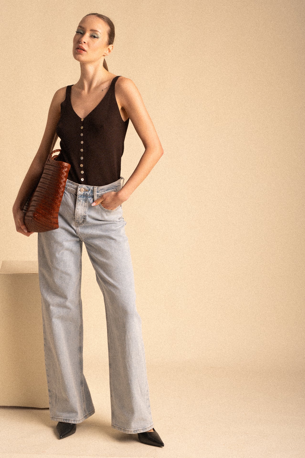 Top Donna Costine Marrone con Bottoni – Mocha Lumière