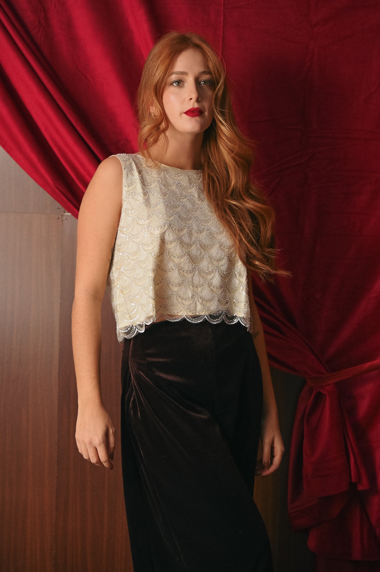 Top Donna Ricamato con Perline Beige | Smanicato Elegante da Sera | Lavorazione Artigianale