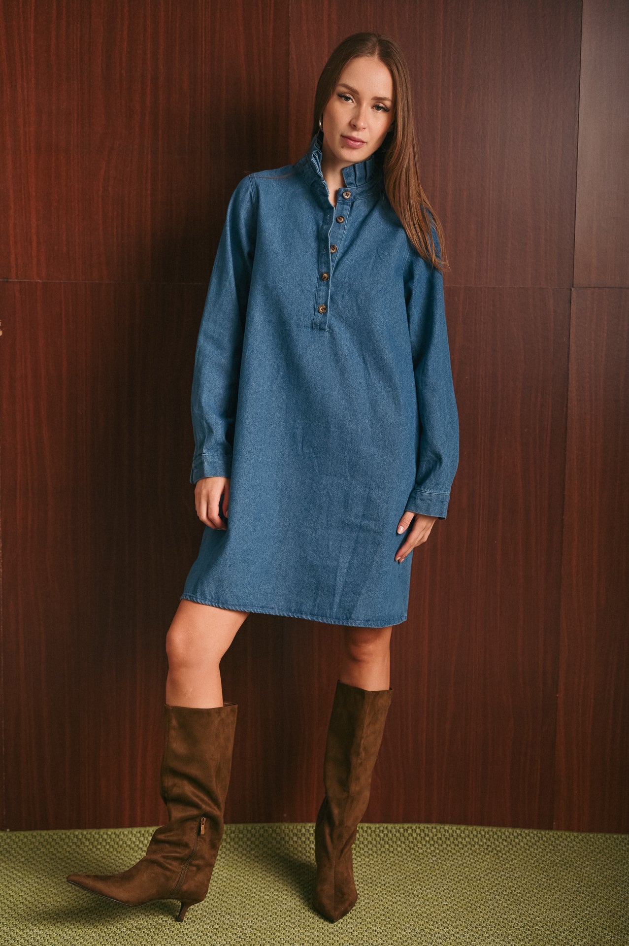 Abito Donna in Denim 100% Cotone con Colletto a Punta