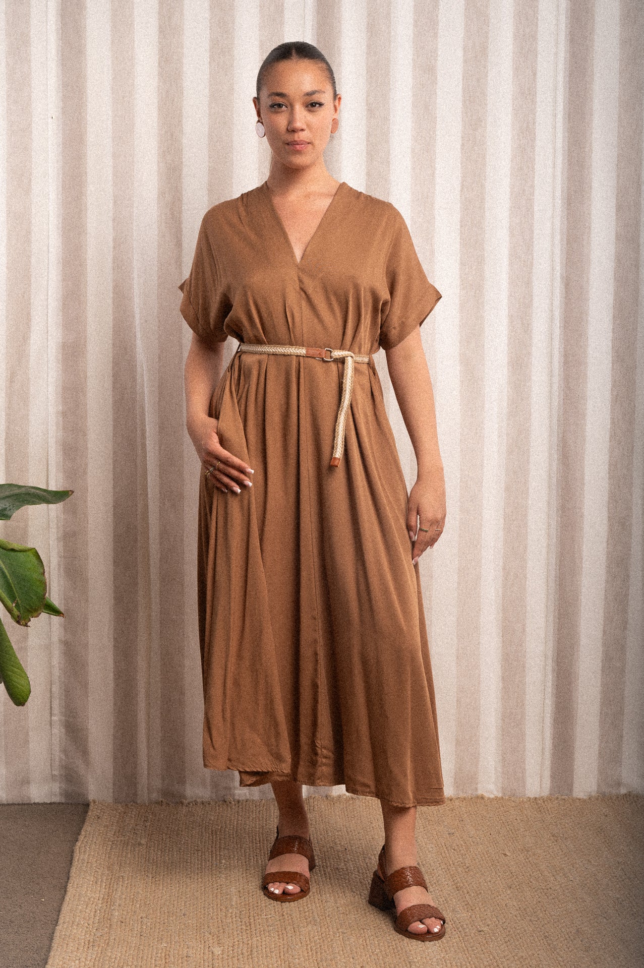 Vestito lungo Maya color caramello