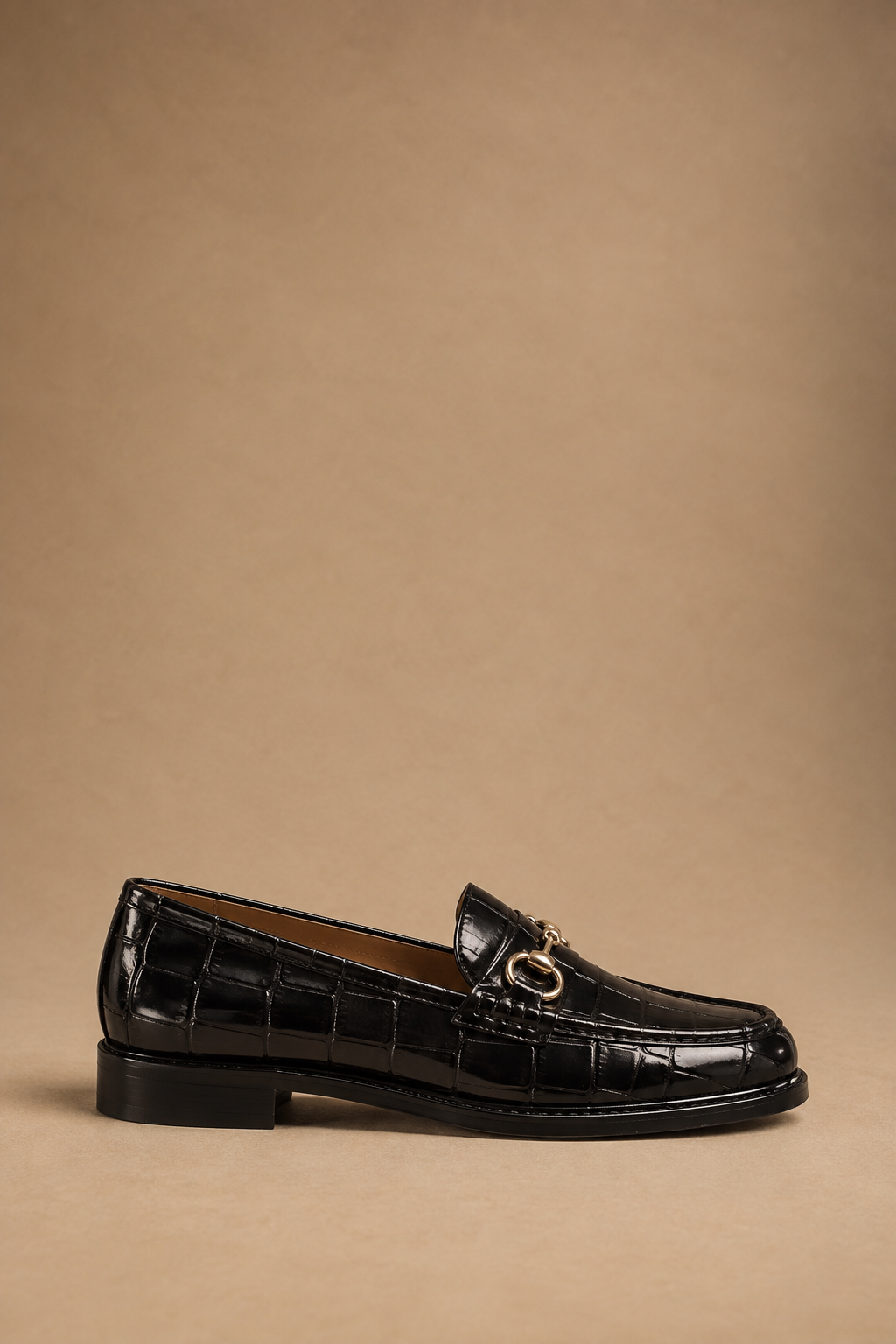 Mocassino Donna Nero Effetto Cocco con Morsetto Dorato – Horsebit